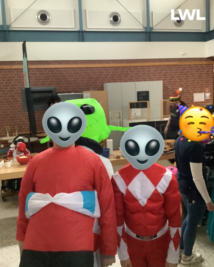 Verkleidete Schüler