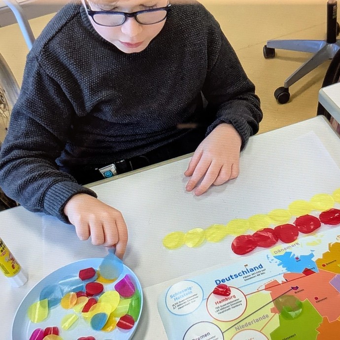 None (vergrößerte Bildansicht wird geöffnet)