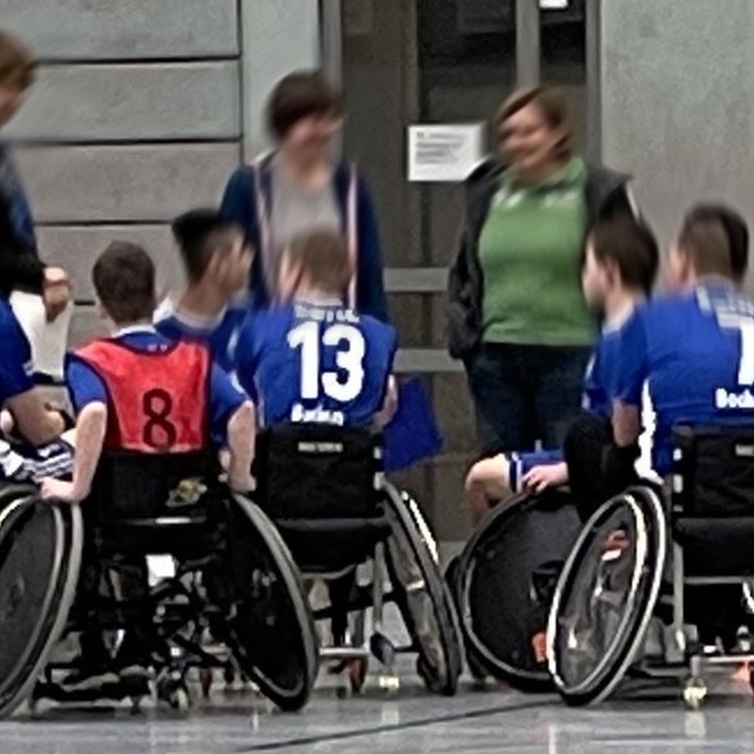None (vergrößerte Bildansicht wird geöffnet)
