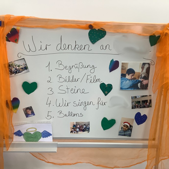 None (vergrößerte Bildansicht wird geöffnet)