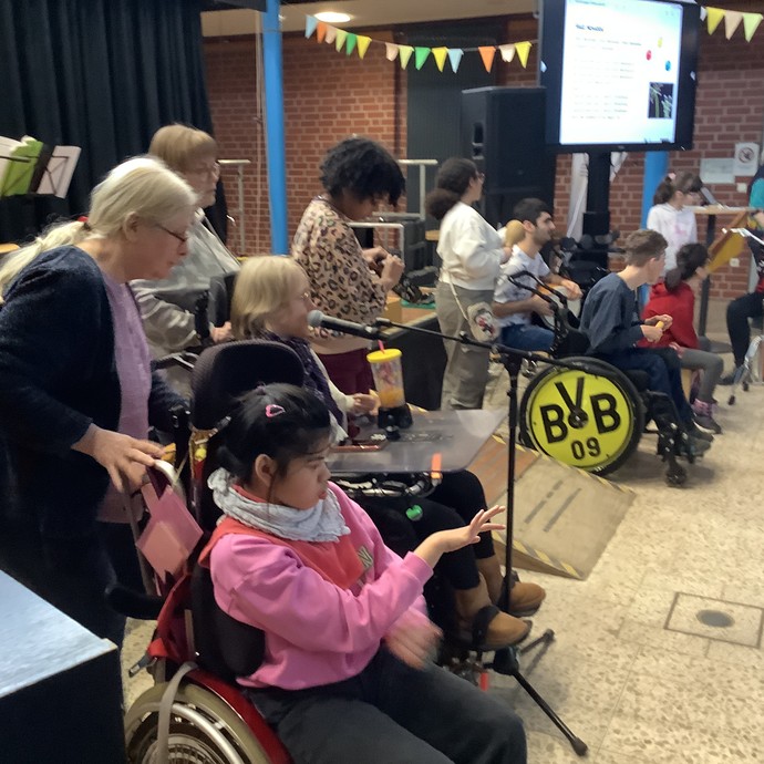 None (vergrößerte Bildansicht wird geöffnet)