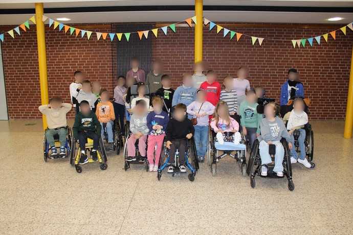 Ein Gruppenbild der Klassensprecher und Klassensprecherinnen im Forum.