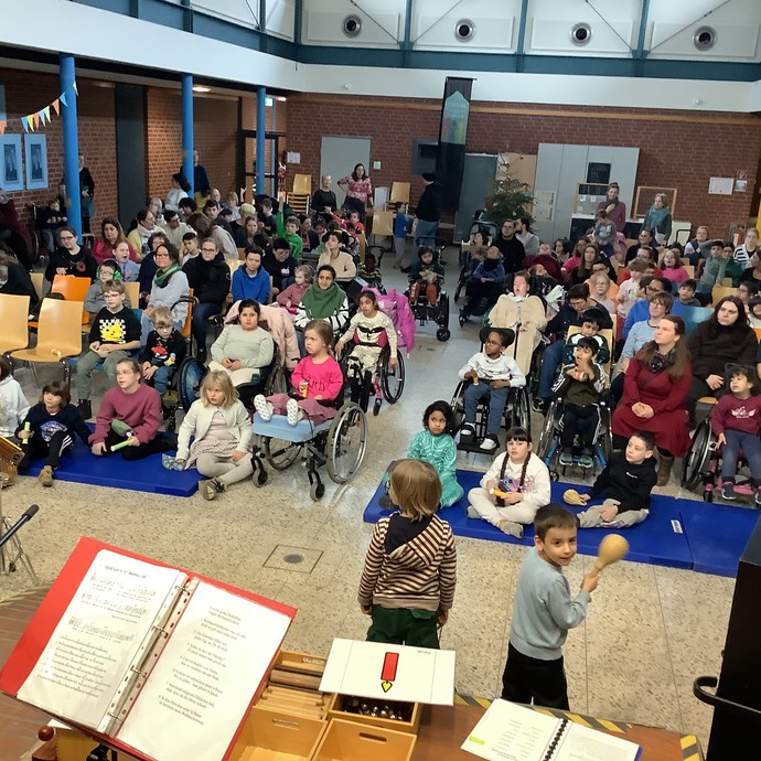 None (vergrößerte Bildansicht wird geöffnet)